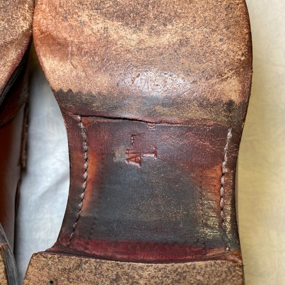 Vintage Allen Edmonds Bradenton Tassel Loafers Brown Dress  Allen Edmonds Bradenton Tassel Loafers Mens 9.5 C Brown Leather USA Vintage